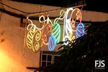 La Navidad ya ilumina Telde/Francisco Javier Santana y Antonio Alí.